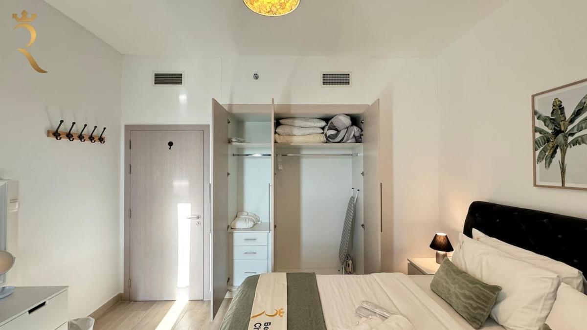 Apartment Yas Island 1br Cozy And Comfortable For 3 *