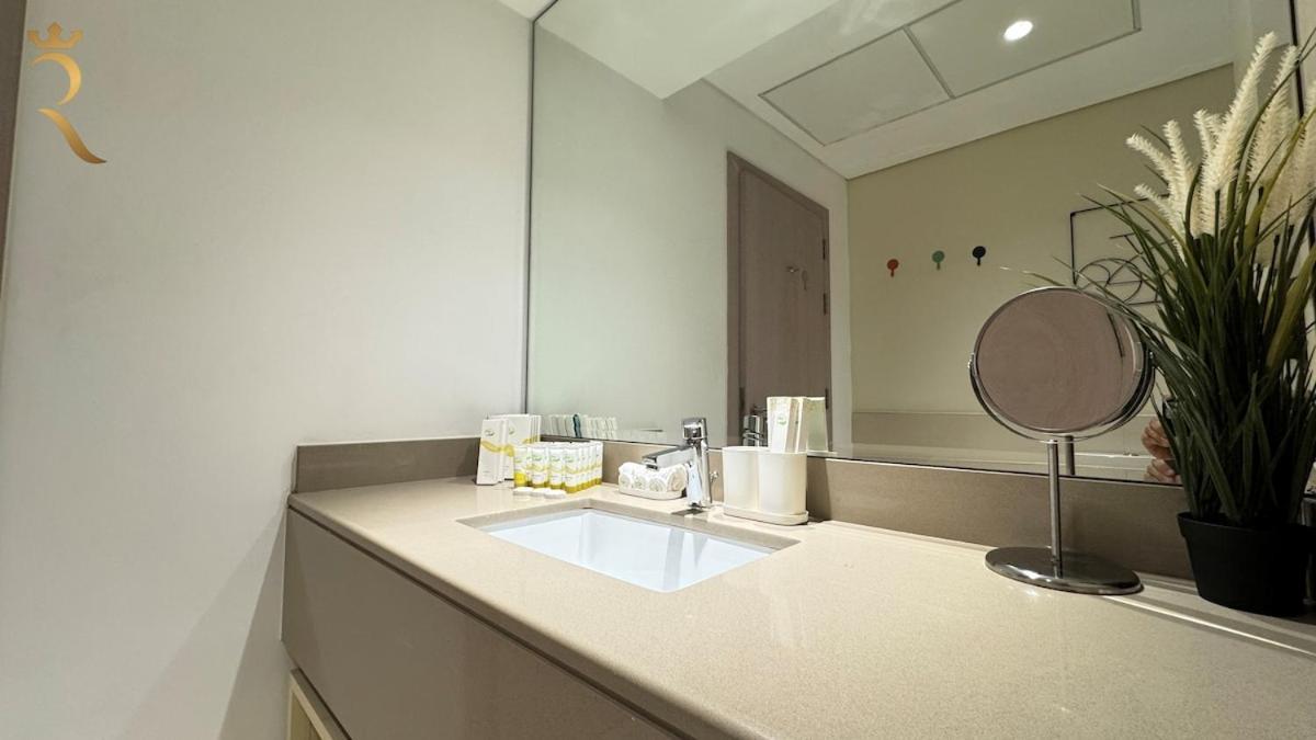 Apartment Yas Island 1br Cozy And Comfortable For 3